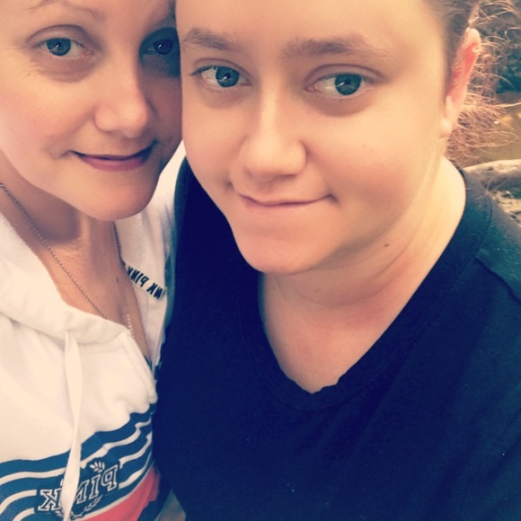 Meet your Posher, Miriam - Picture 3 of 6